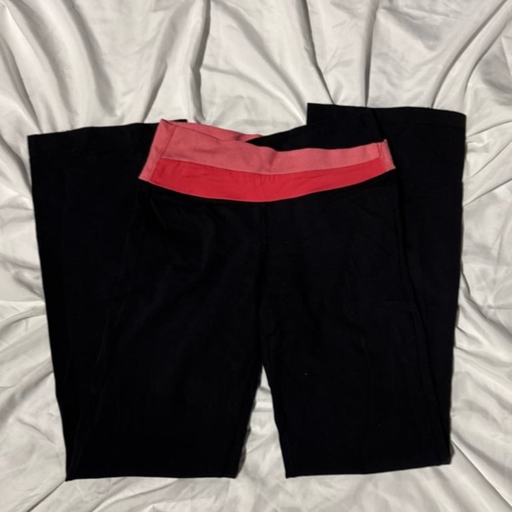 Lululemon Athletica Black Joggers with Pink Waistband